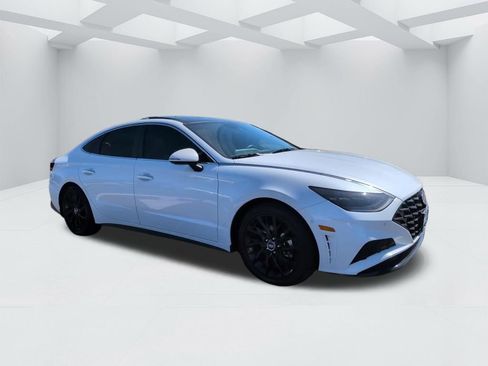 Certified 2021 Hyundai Sonata Limited image 3