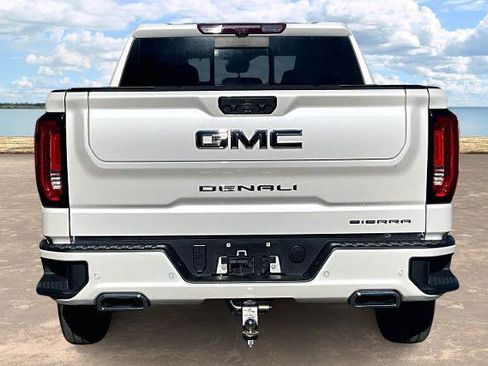 Used 2023 GMC Sierra 1500 Denali Ultimate image 5