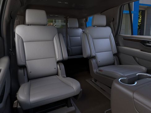 New 2026 Chevrolet Tahoe LT image 18