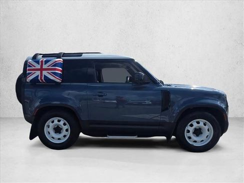 Used 2022 Land Rover Defender 90 S image 4