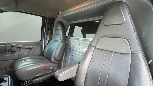 Used 2022 Chevrolet Express 2500 Extended w/ Driver Convenience Package RWD image 21