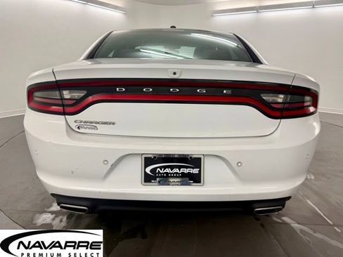 Used 2020 Dodge Charger SXT image 7