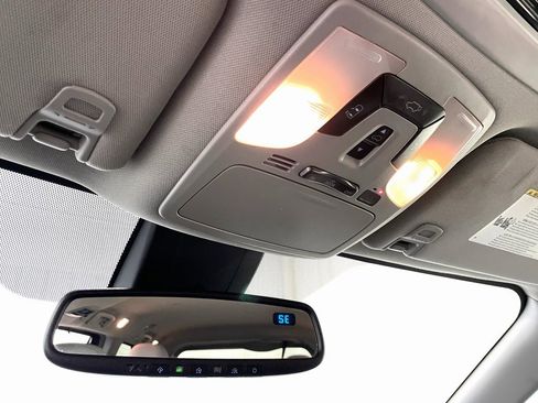 Used 2019 Toyota Sienna XLE image 33