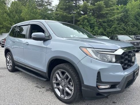 Used 2023 Honda Passport EX-L image 4