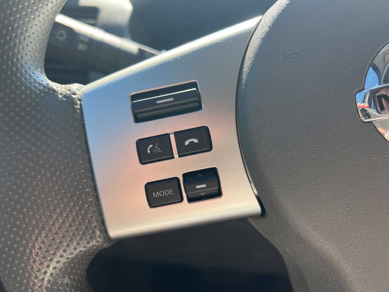Used 2020 Nissan Frontier SV RWD image 16