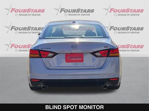 New 2025 Nissan Altima 2.5 SR image 5