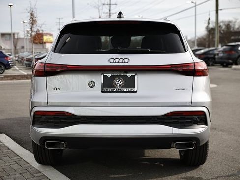 New 2025 Audi Q5 Premium image 10