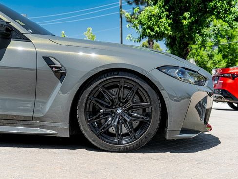 Used 2021 BMW M4 Competition w/ Executive Package RWD image 12