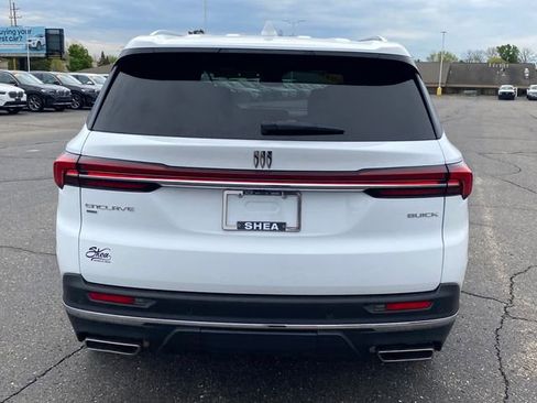 Certified 2026 Buick Enclave Preferred AWD/4WD image 4