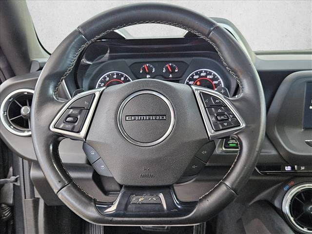 Used 2017 Chevrolet Camaro LT RWD image 17