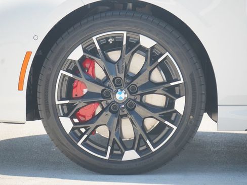 Used 2026 BMW M235i xDrive w/ Technology Package AWD/4WD image 5