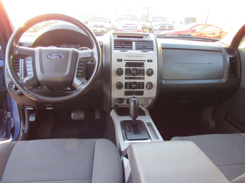 Used 2010 Ford Escape XLT image 14