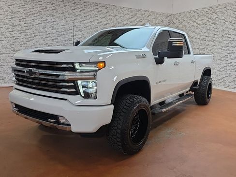 Used 2021 Chevrolet Silverado 3500 High Country w/ Z71 Off-Road Package image 4