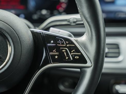 Certified 2024 Mercedes-Benz GLE 450e 4MATIC image 28