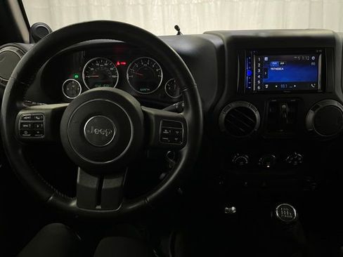 Used 2012 Jeep Wrangler Unlimited Sport AWD/4WD image 18