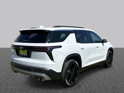 New 2026 Chevrolet Traverse LT w/ Driver Confidence Package image 4