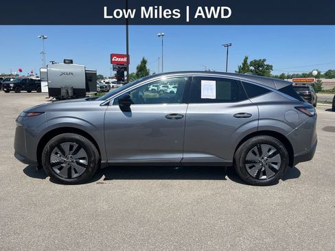 Used 2025 Nissan Murano SL AWD/4WD image 2