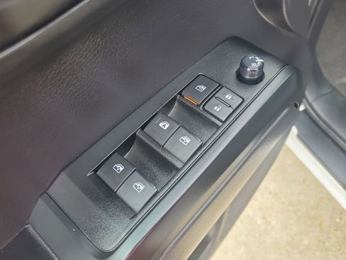 Certified 2023 Toyota Tacoma SR image 12