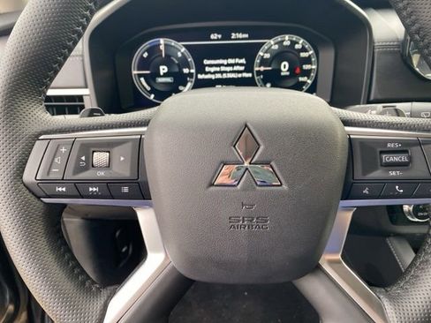 New 2025 Mitsubishi Outlander SEL AWD/4WD image 23