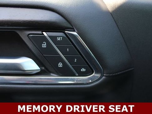 Used 2024 GMC Sierra 1500 Denali AWD/4WD image 4