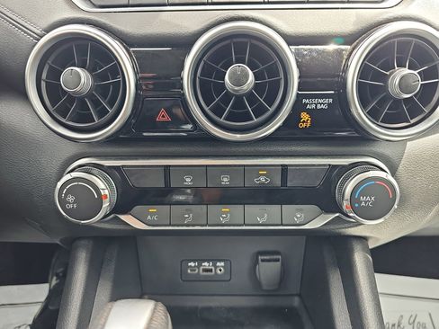 Used 2023 Nissan Sentra SV FWD image 25