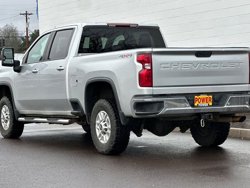 Used 2020 Chevrolet Silverado 2500 LT w/ All Star Edition image 6