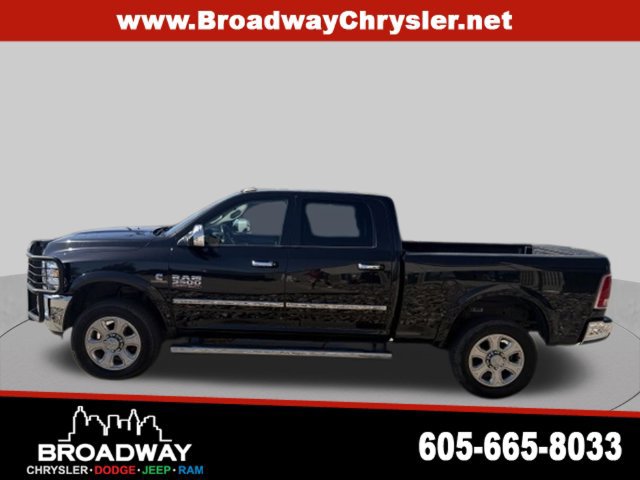 Used 2018 RAM 3500 Laramie w/ Convenience Group AWD/4WD image 4
