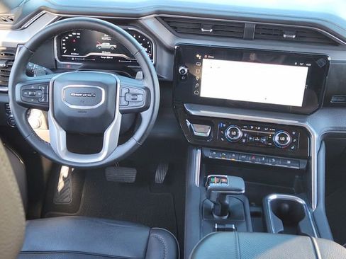 Used 2024 GMC Sierra 1500 Denali w/ Denali Reserve Package image 27