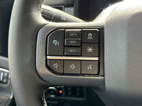 New 2025 Ford F150 Lariat w/ Equipment Group 501A Mid image 28