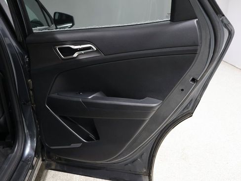 Used 2024 Kia Sportage LX image 21