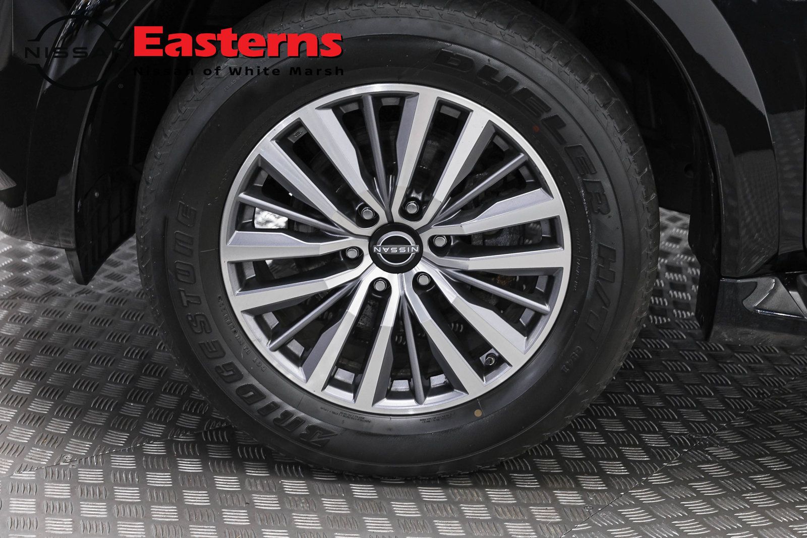 Used 2023 Nissan Armada SL w/ Captain's Chairs Package AWD/4WD image 31