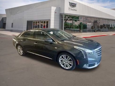 Used 2018 Cadillac XTS Luxury image 6
