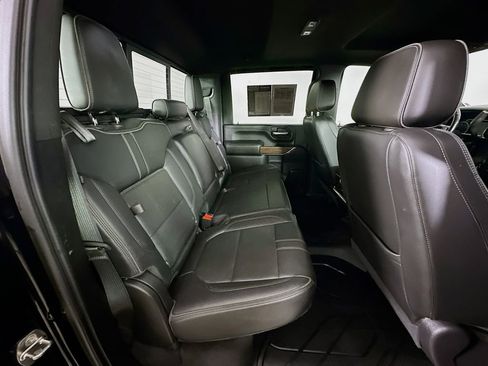 Used 2020 Chevrolet Silverado 3500 High Country w/ Technology Package image 11