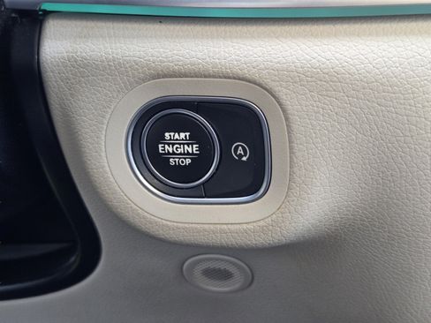 Used 2022 Mercedes-Benz GLE 450 4MATIC image 18