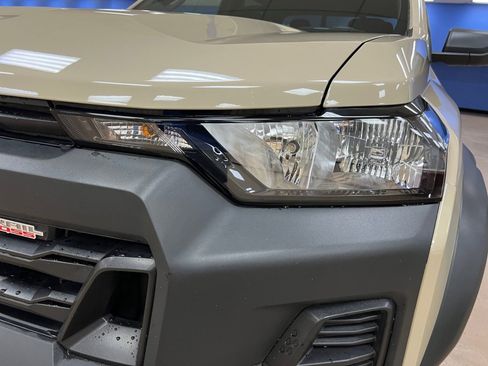 Used 2024 Chevrolet Colorado Trail Boss AWD/4WD image 30