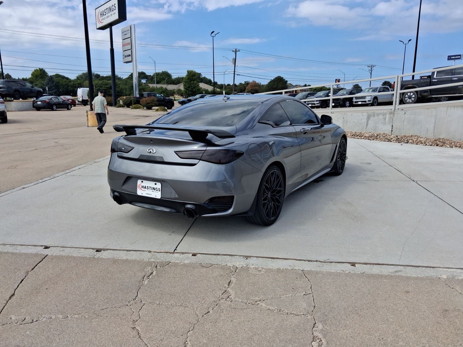 Used 2019 INFINITI Q60 Red Sport 400 w/ Cargo Package AWD/4WD image 5