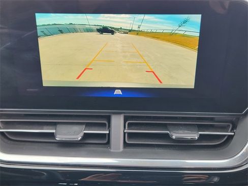 Certified 2024 Chevrolet Trax RS w/ Sunroof Package image 19