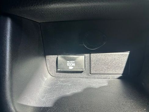 Used 2015 Toyota RAV4 XLE AWD/4WD image 24