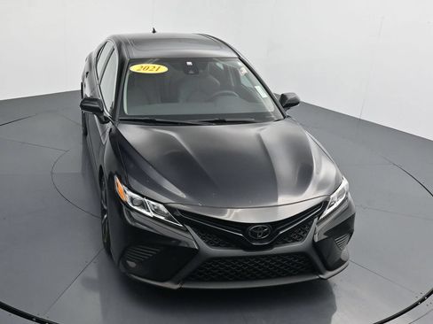 Used 2020 Toyota Camry SE w/ Audio Package FWD image 25