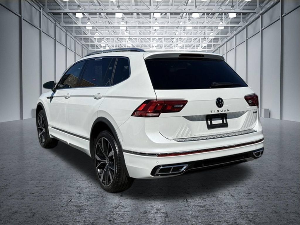 Used 2022 Volkswagen Tiguan SEL R-Line AWD/4WD image 21