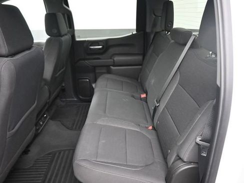 Used 2022 Chevrolet Silverado 1500 LT w/ Z71 Off-Road Package AWD/4WD image 19