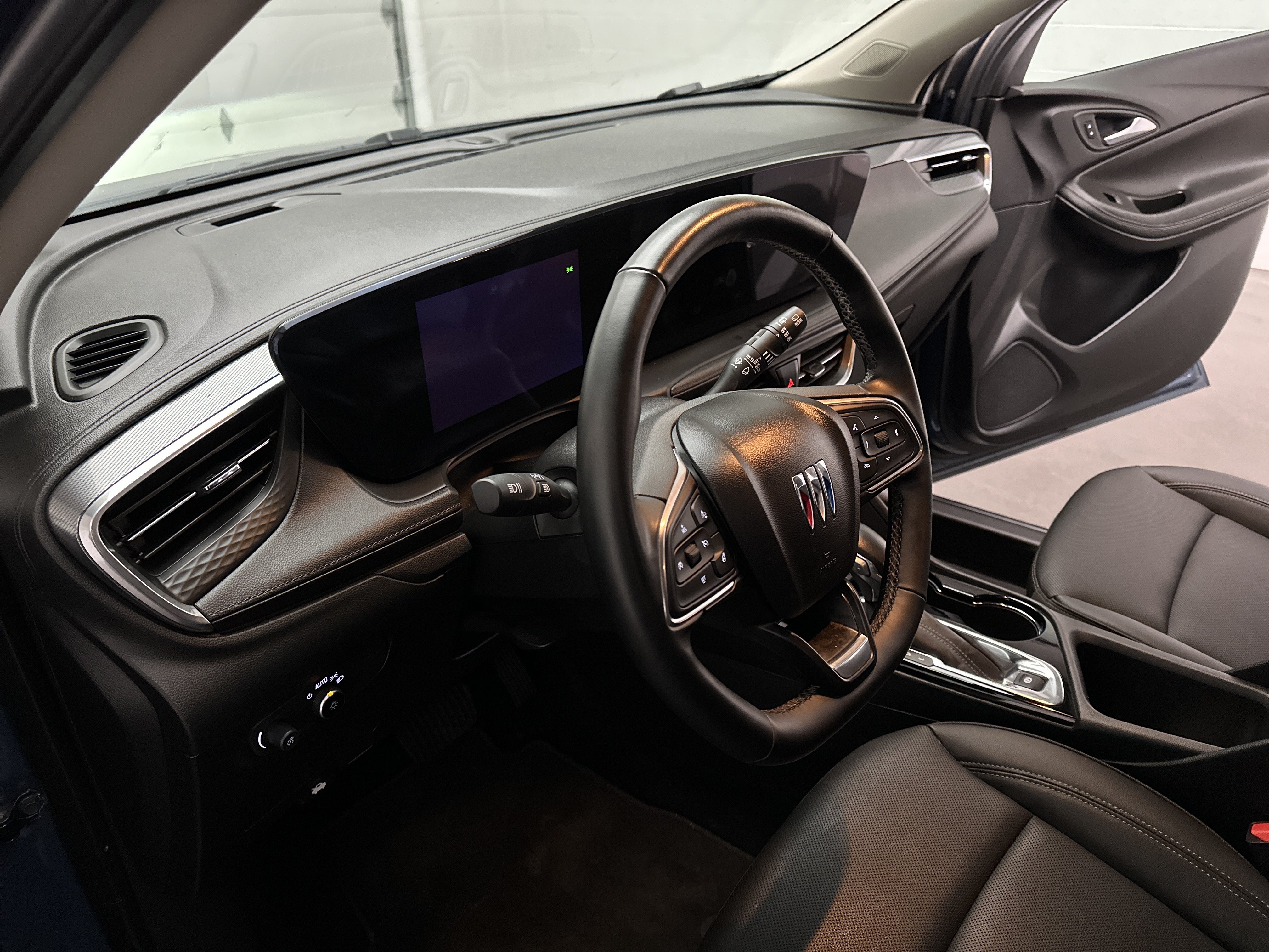 Used 2024 Buick Encore GX Sport Touring w/ Comfort Package FWD image 16
