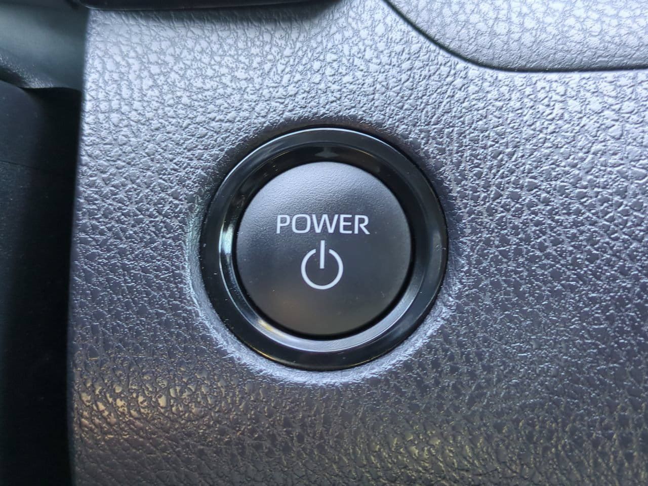 Used 2026 Toyota Camry LE FWD image 25