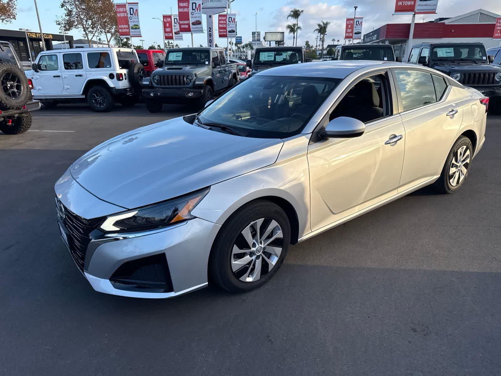 Used 2023 Nissan Altima 2.5 S FWD image 22