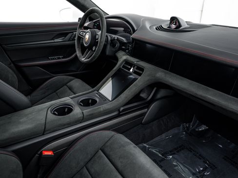 Certified 2023 Porsche Taycan GTS AWD/4WD image 14