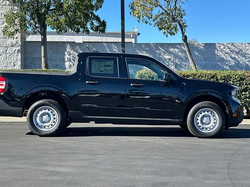 New 2025 Ford Maverick XL image 3