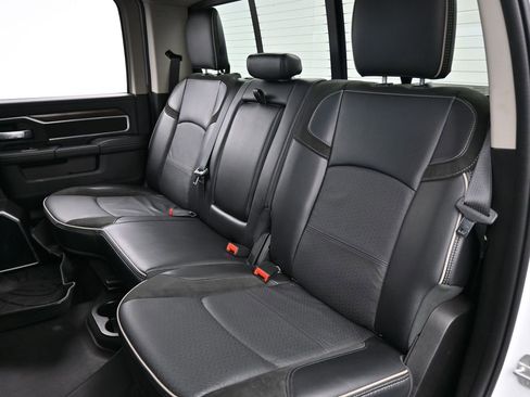 Used 2024 RAM 2500 Laramie image 38