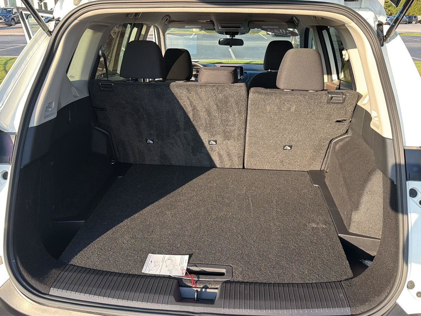 Used 2023 Nissan Rogue S FWD image 31