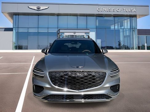 Used 2026 Genesis GV70 2.5T Advanced AWD/4WD image 3