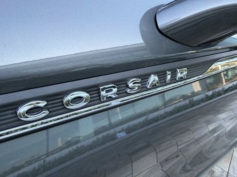 Certified 2023 Lincoln Corsair FWD w/ Equipment Group 101A image 9